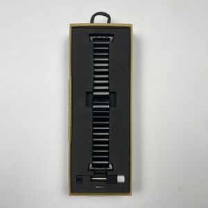 NOMAD - Stainless Steel Band  Apple Watch 49mm/45mm/44mm/42mm -NM1A4HB000 -BLACK